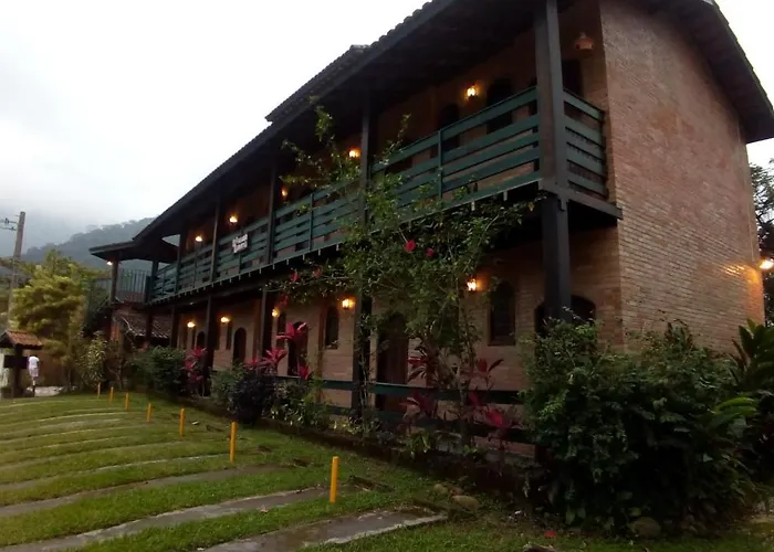Pousada Manacas